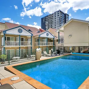 Toowong & 3*, Brisbane Australia